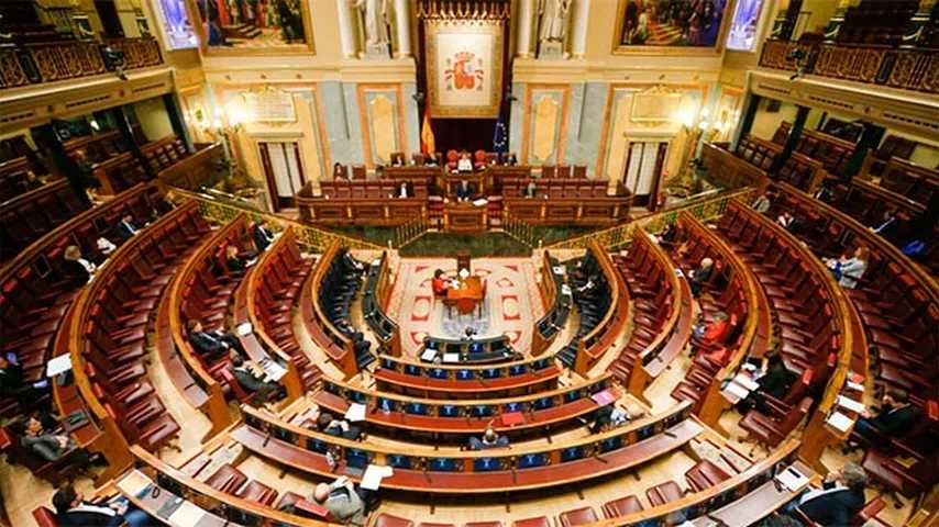 Casado rompió con Sánchez pero el presidente recuperó a ERC en su estrategia de conseguir mayorías. (Foto: Congreso)