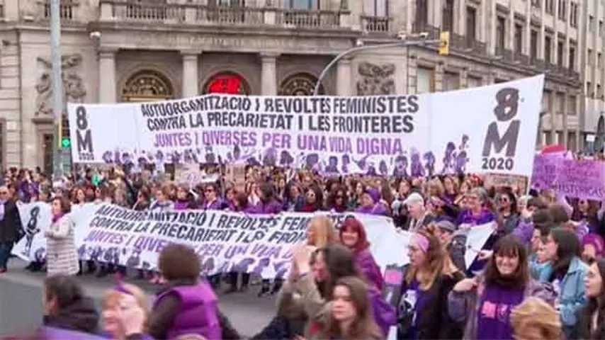 Podemos desafía a la ministra de Sanidad. (Foto: @CuatroalDía)